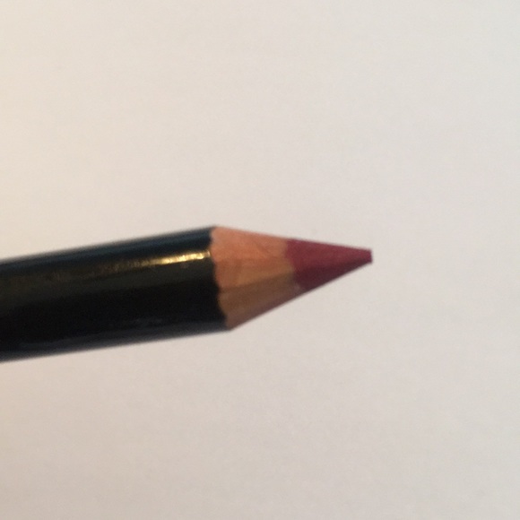 Joan Rivers lip liner “celebration Red!” .04 oz - Picture 2 of 6